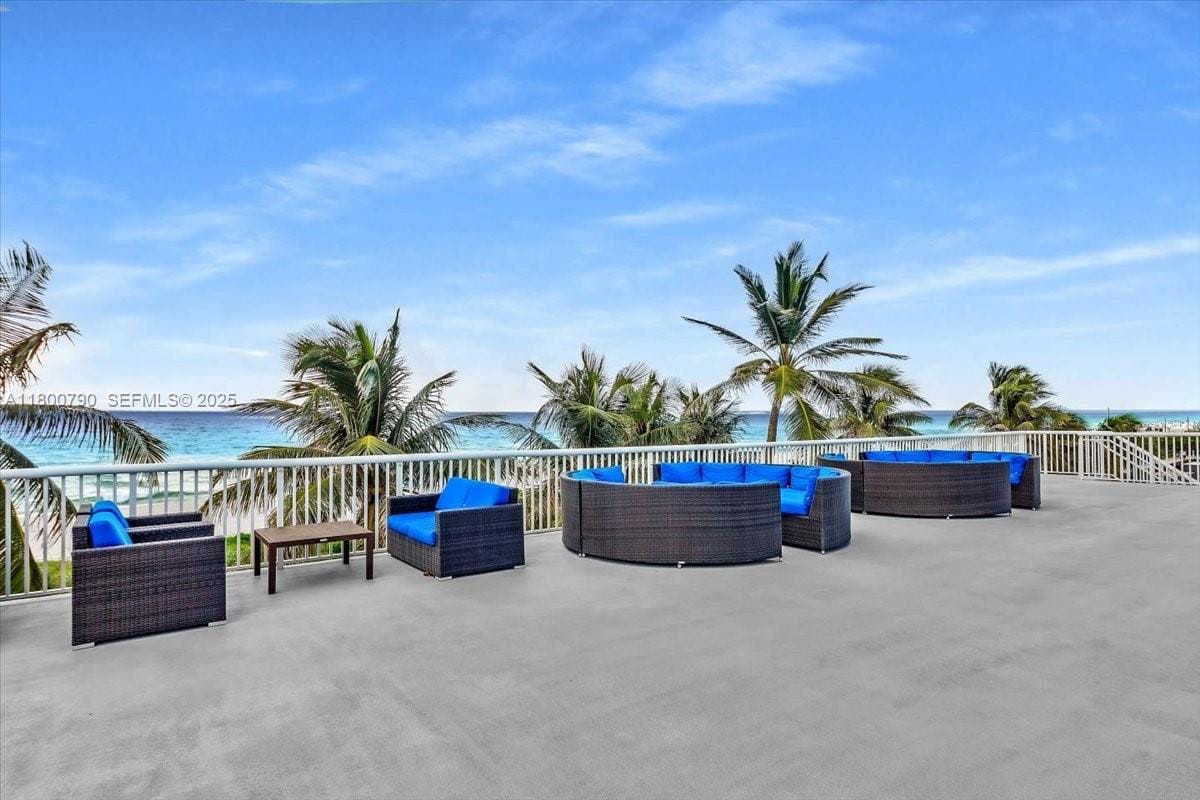5401 Collins Avenue 428, Miami Beach, FL 33140 photo 17
