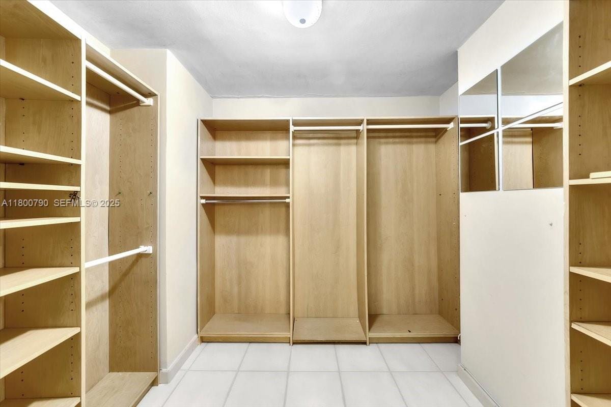 5401 Collins Avenue 428, Miami Beach, FL 33140 photo 8