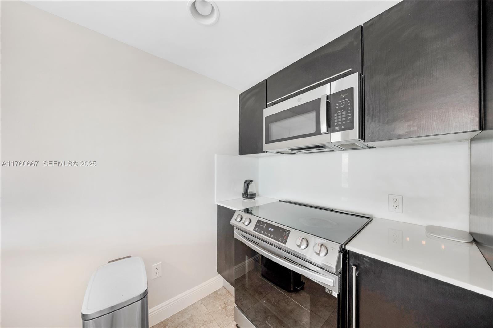 665 NE 25th Street 1504 — photo 3