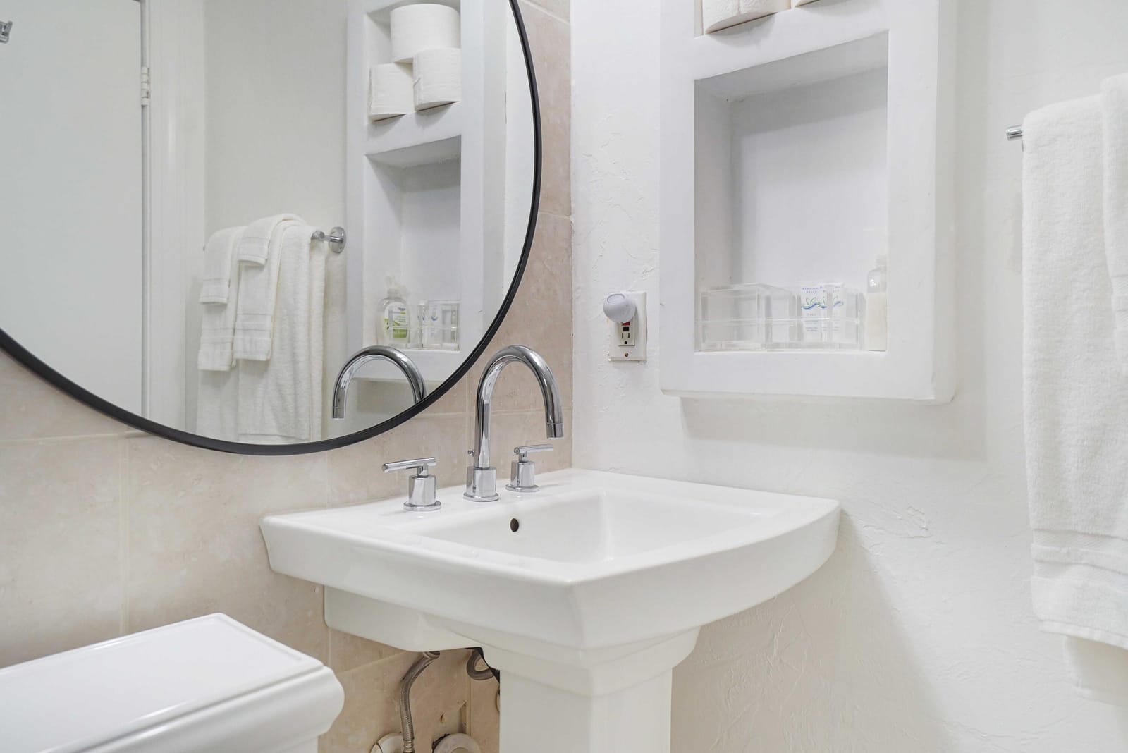 235 Sunrise Avenue 3225, Palm Beach, FL 33480 photo 18