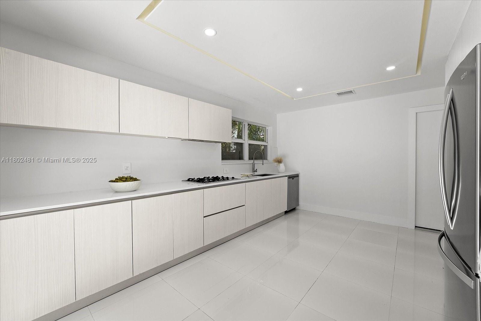 3020 Alton Road, Miami Beach, FL 33140 photo 15