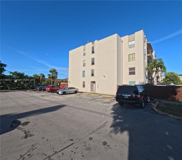5775 W 20th Avenue 107, sold in Westland Gardens, Hialeah, FL