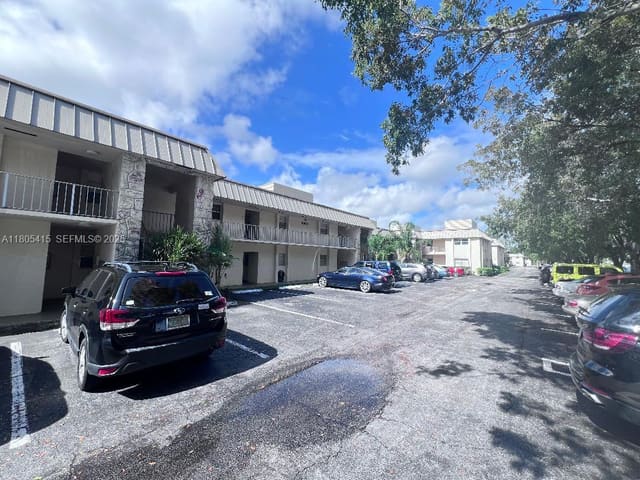 10693 N Military Trail 7, sold in Trails End Villas Inc Con, Palm Beach Gardens, FL
