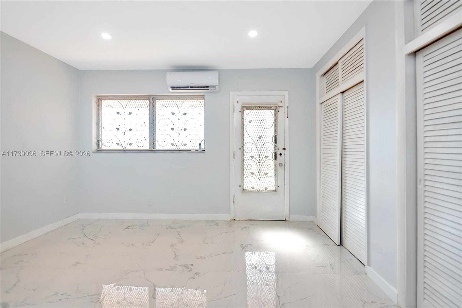 820 SW 11th Avenue 14B, Hallandale Beach, FL 33009 photo 8