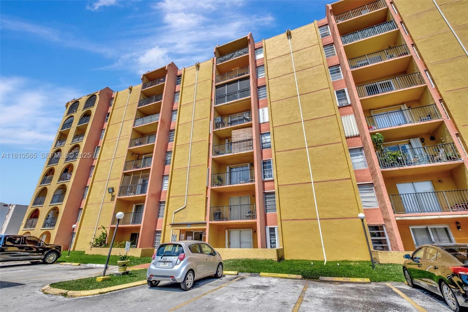 4801 NW 7th Street 506-16, Miami, FL 33126 photo 2