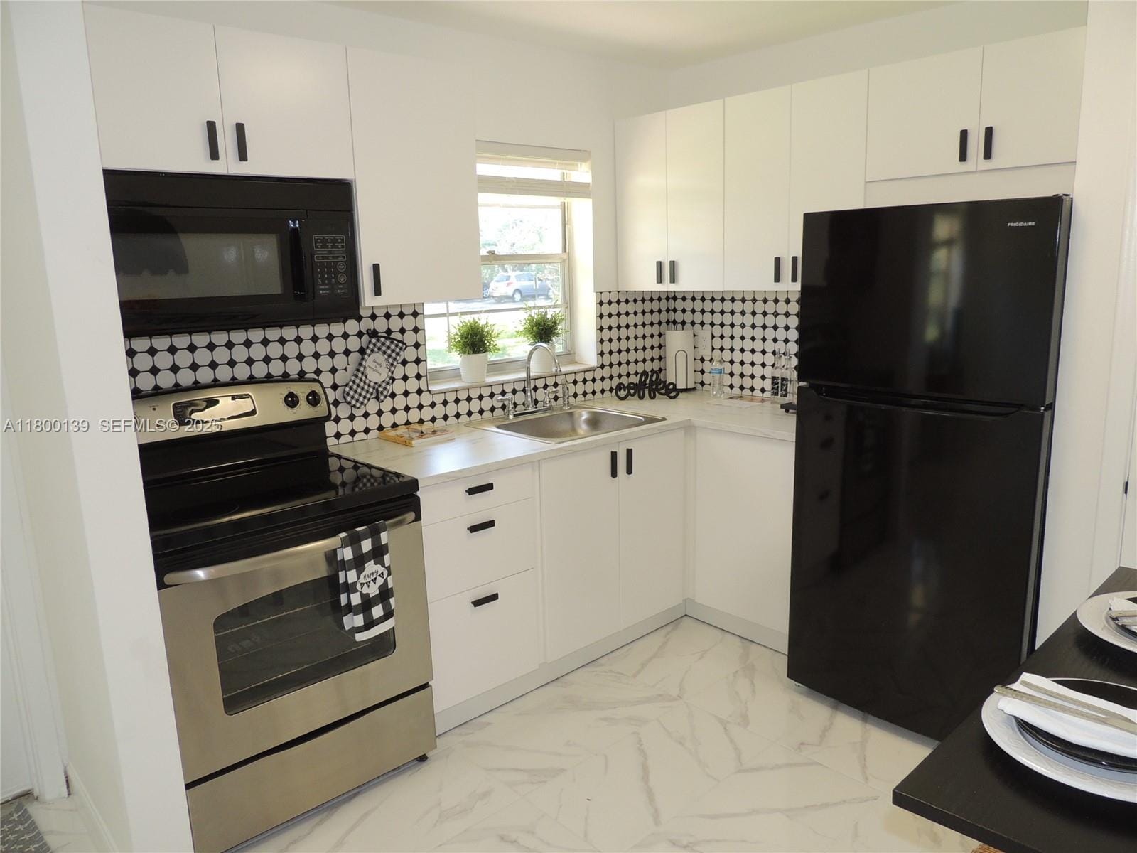 5156 NE 6th Avenue 212, Oakland Park, FL 33334