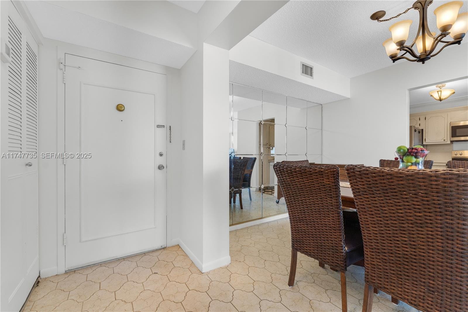 401 NE 14th Avenue 603 — photo 11