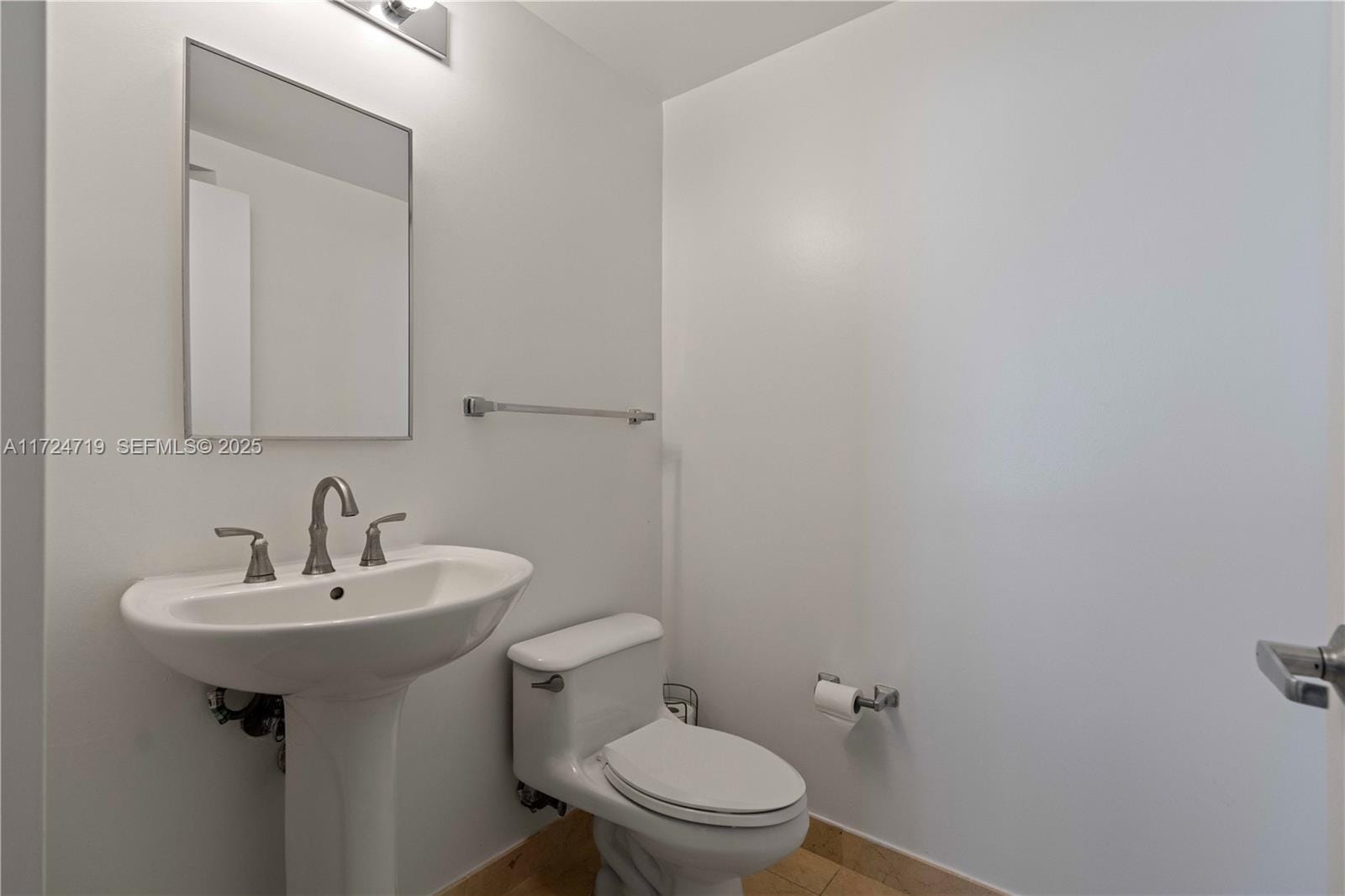 6365 Collins Avenue 1909, Miami Beach, FL 33141 photo 12