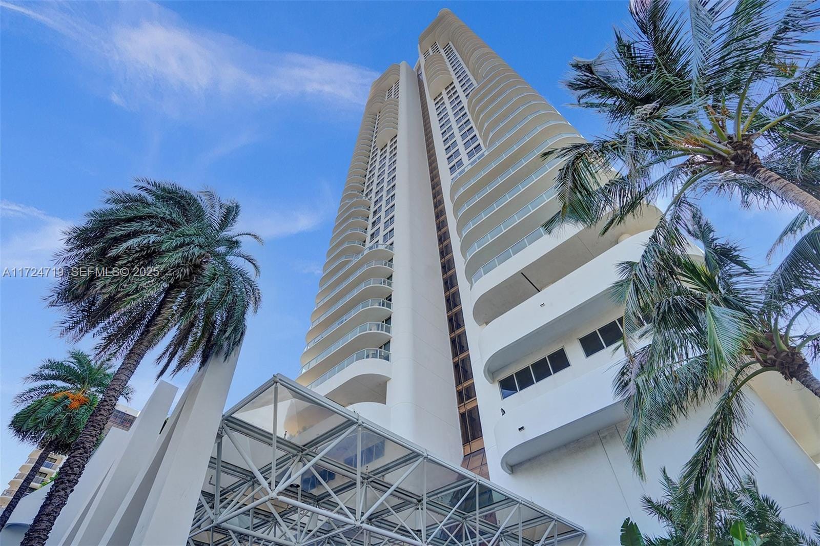 6365 Collins Avenue 1909, Miami Beach, FL 33141 photo 24