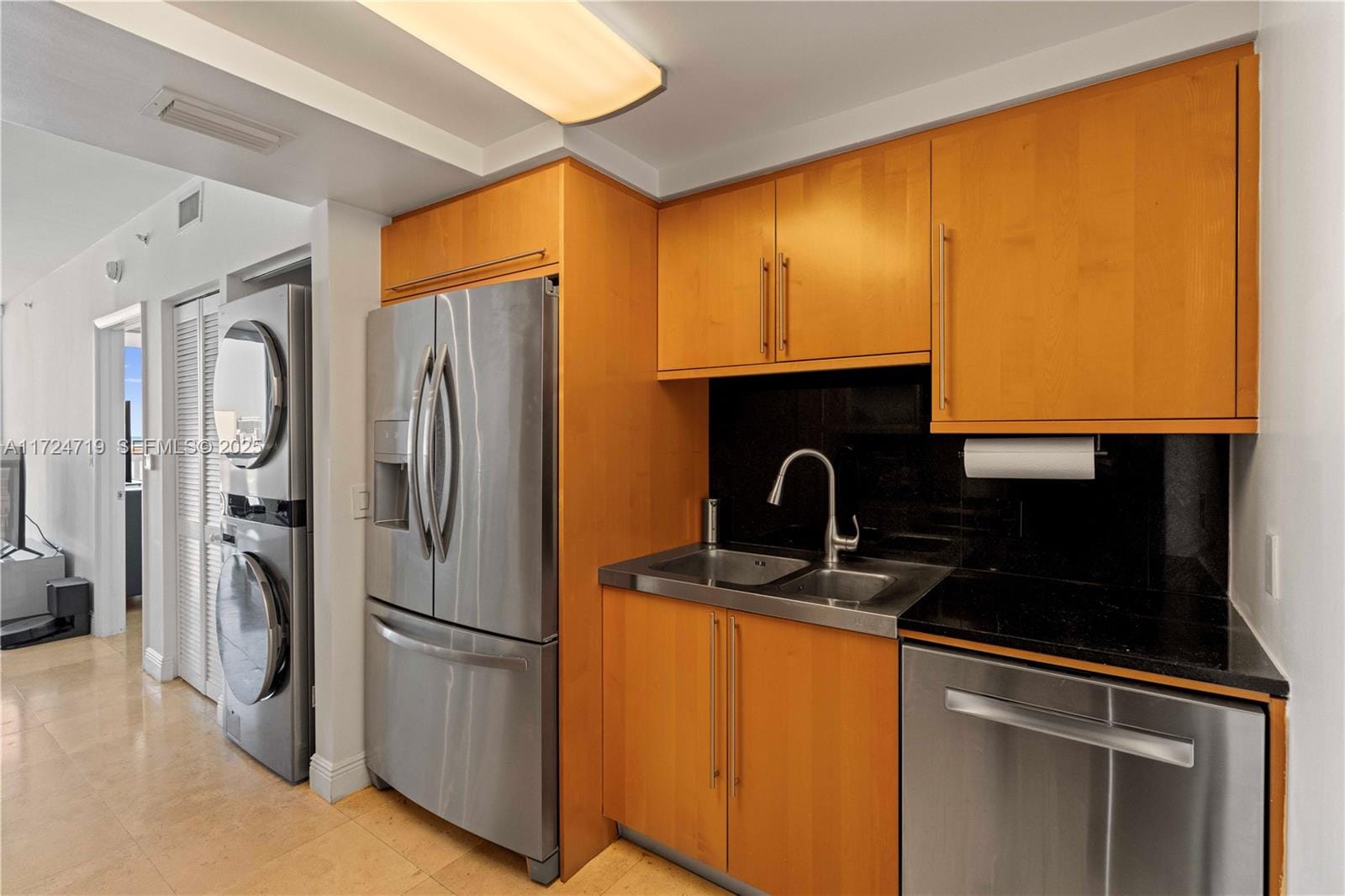 6365 Collins Avenue 1909, Miami Beach, FL 33141 photo 10