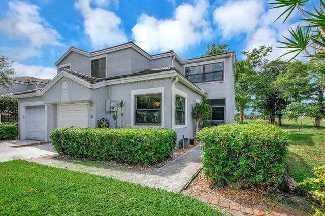 8428 NW 78th Court 8428, sold in Waterford Isle, Tamarac, FL