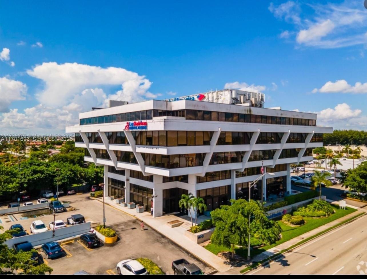 900 W 49th Suite 556 Street, Hialeah, FL 33012