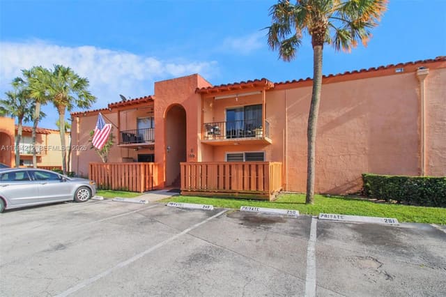 7201 Miami Lakes Drive B12, Miami Lakes, FL 33014