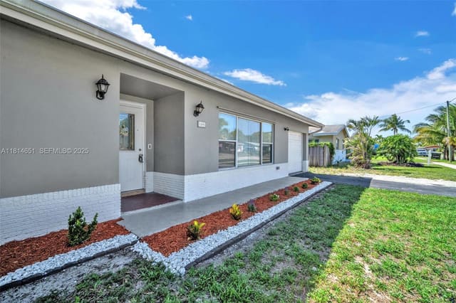 1691 NW 2nd Avenue, Pompano Beach, FL 33060