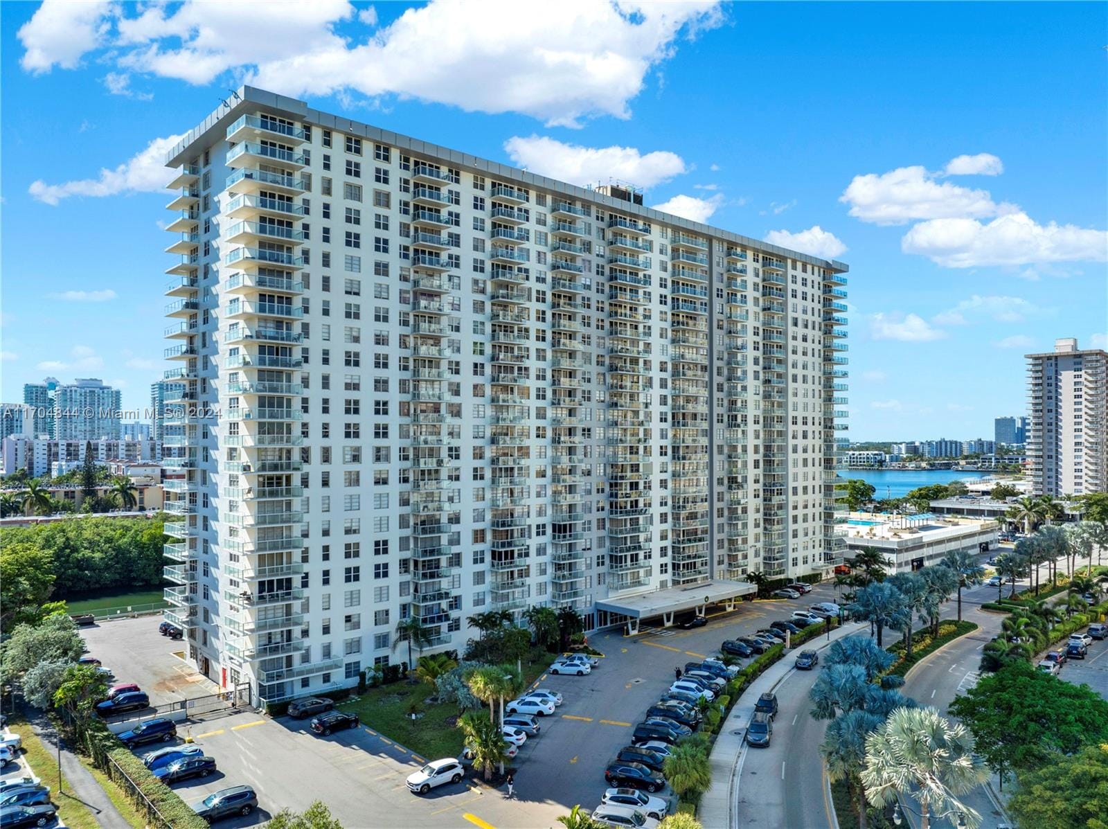 230 174th Street MO5, Sunny Isles Beach, FL 33160