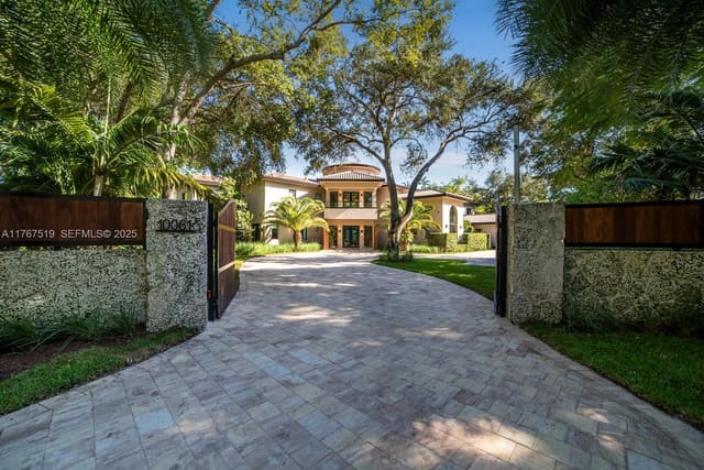 10061 SW 60th Court, sold in Martin Suburban Acres, Pinecrest, FL