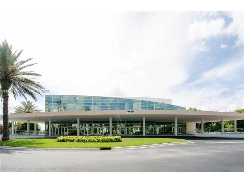 9751 Malvern Drive, Tamarac, FL 33321 photo 13