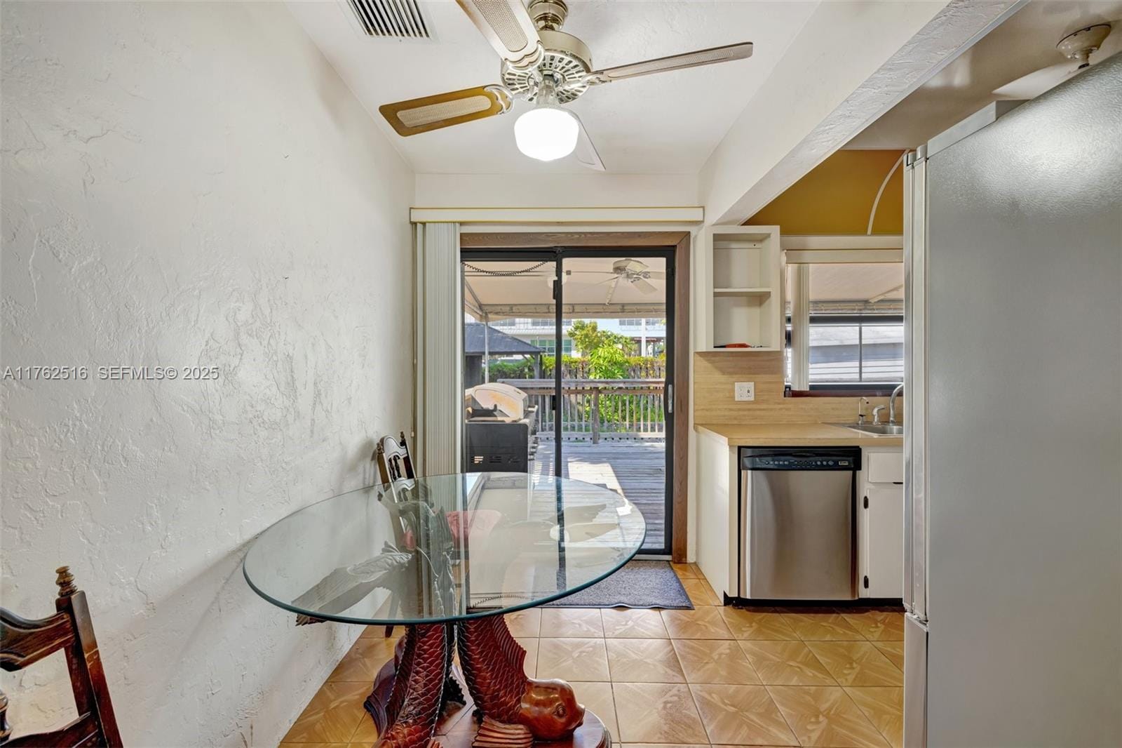217 SE 10th Street — photo 12