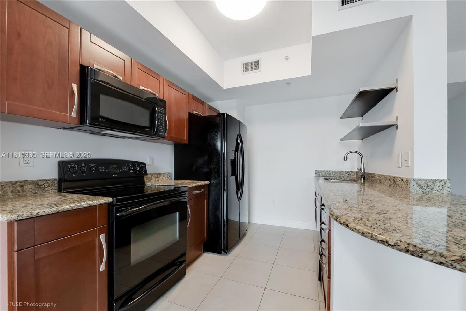 7280 SW 90th Street E208, Miami, FL 33156