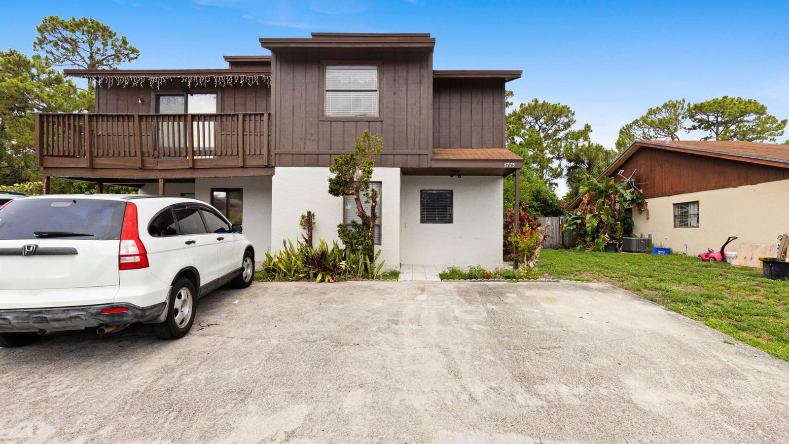 3775 Mil Lake Court, Greenacres, FL 33463