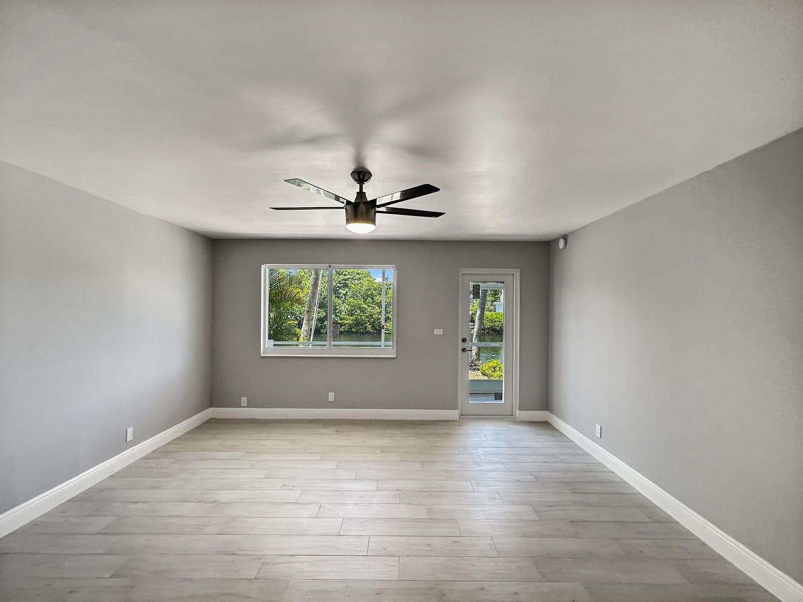 801 NE 18th Court 105 — photo 8