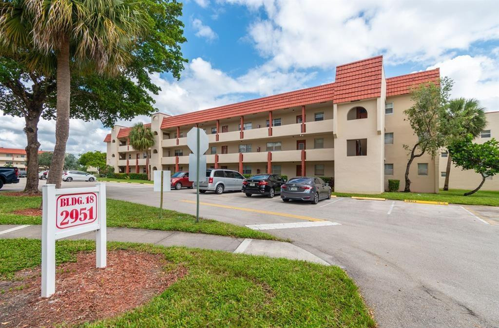 2951 E Sunrise Lakes Drive 211, Sunrise, FL 33322, Sunrise