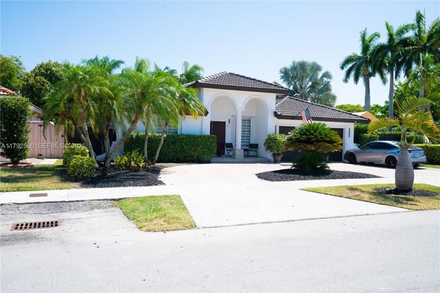 16002 SW 103rd Lane, Miami, FL 33196
