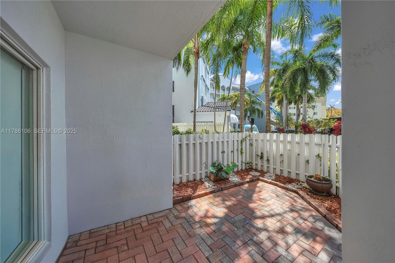 10700 NW 66th Street 103, Doral, FL 33178 photo 4