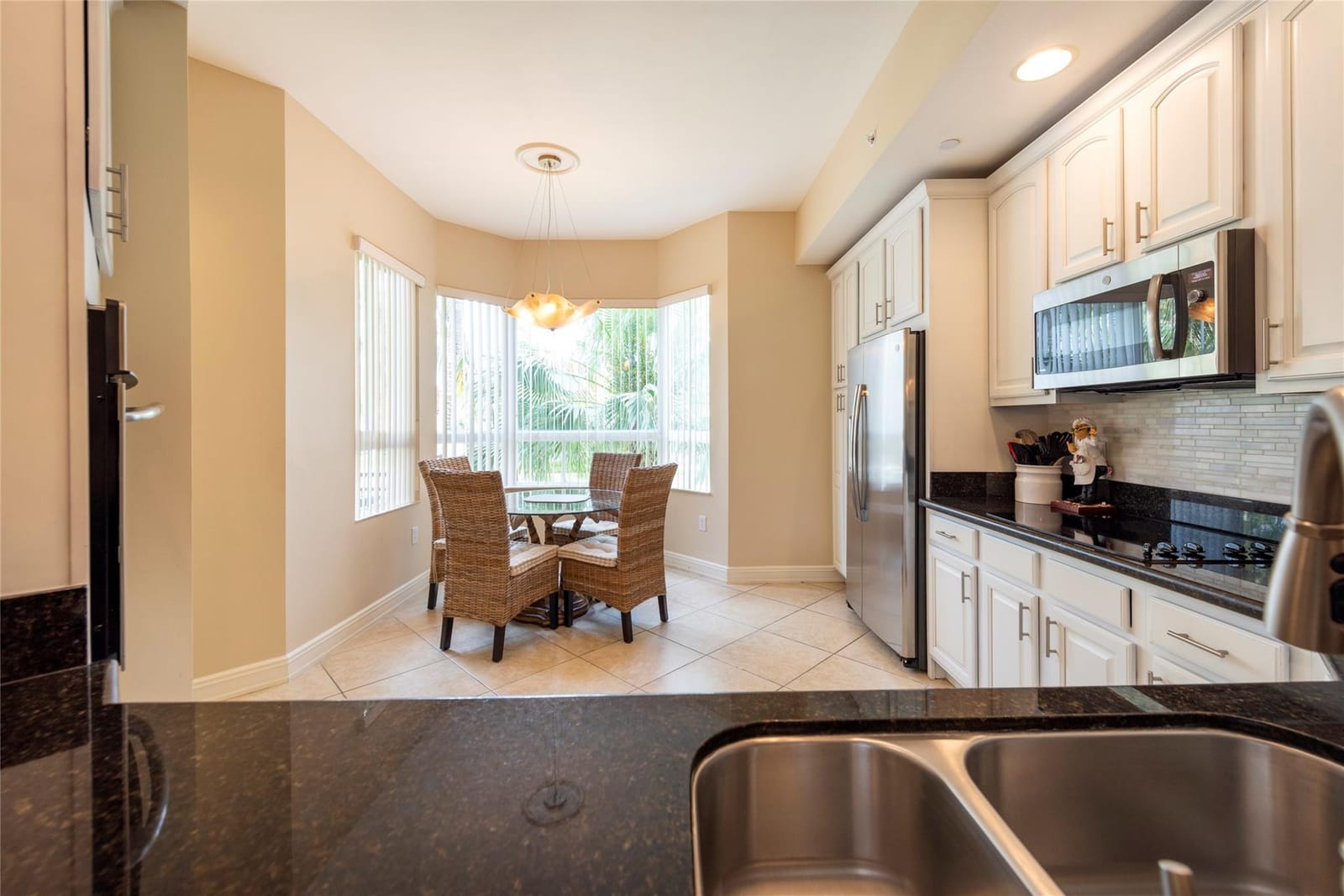 16135 Emerald Estates Drive 272, Weston, FL 33331 photo 3