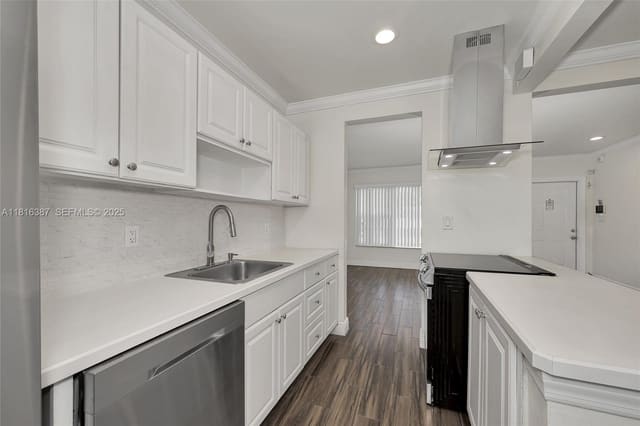 1480 SW 21st Terrace, Fort Lauderdale, FL 33312