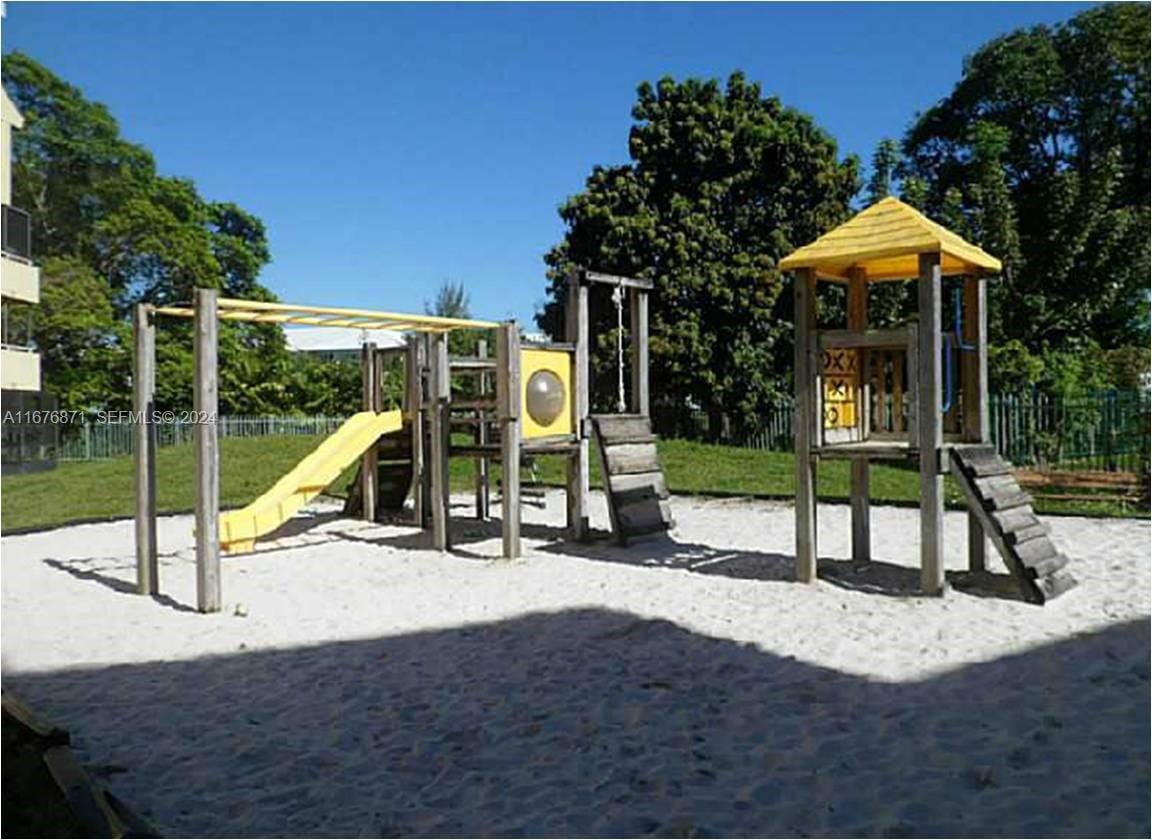 8365 SW 152nd Avenue C206, Miami, FL 33193 photo 22