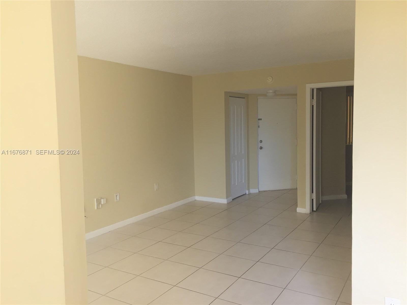 8365 SW 152nd Avenue C206, Miami, FL 33193 photo 4