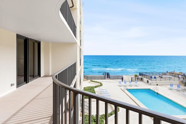 3610 S Ocean Boulevard 303, sold in Dune Deck Of The Palm Beaches Condo, South Palm Beach, FL