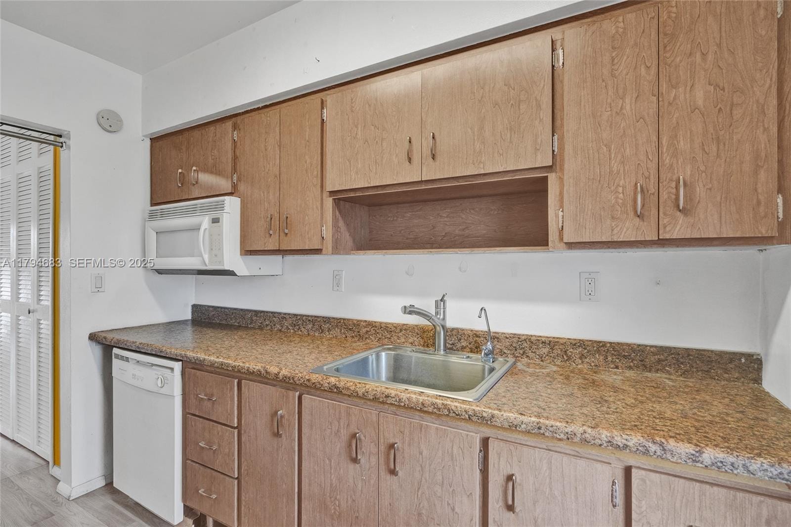 13105 Ixora Court 319, North Miami, FL 33181 photo 14