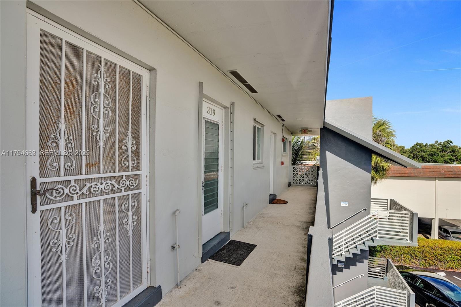 13105 Ixora Court 319, North Miami, FL 33181 photo 26