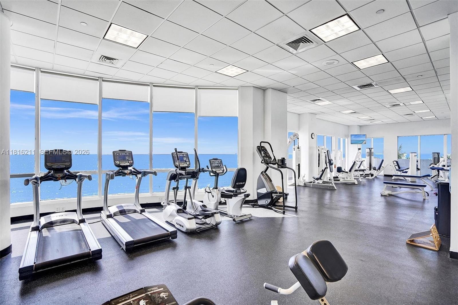 6365 Collins Avenue 2403, Miami Beach, FL 33141 photo 23