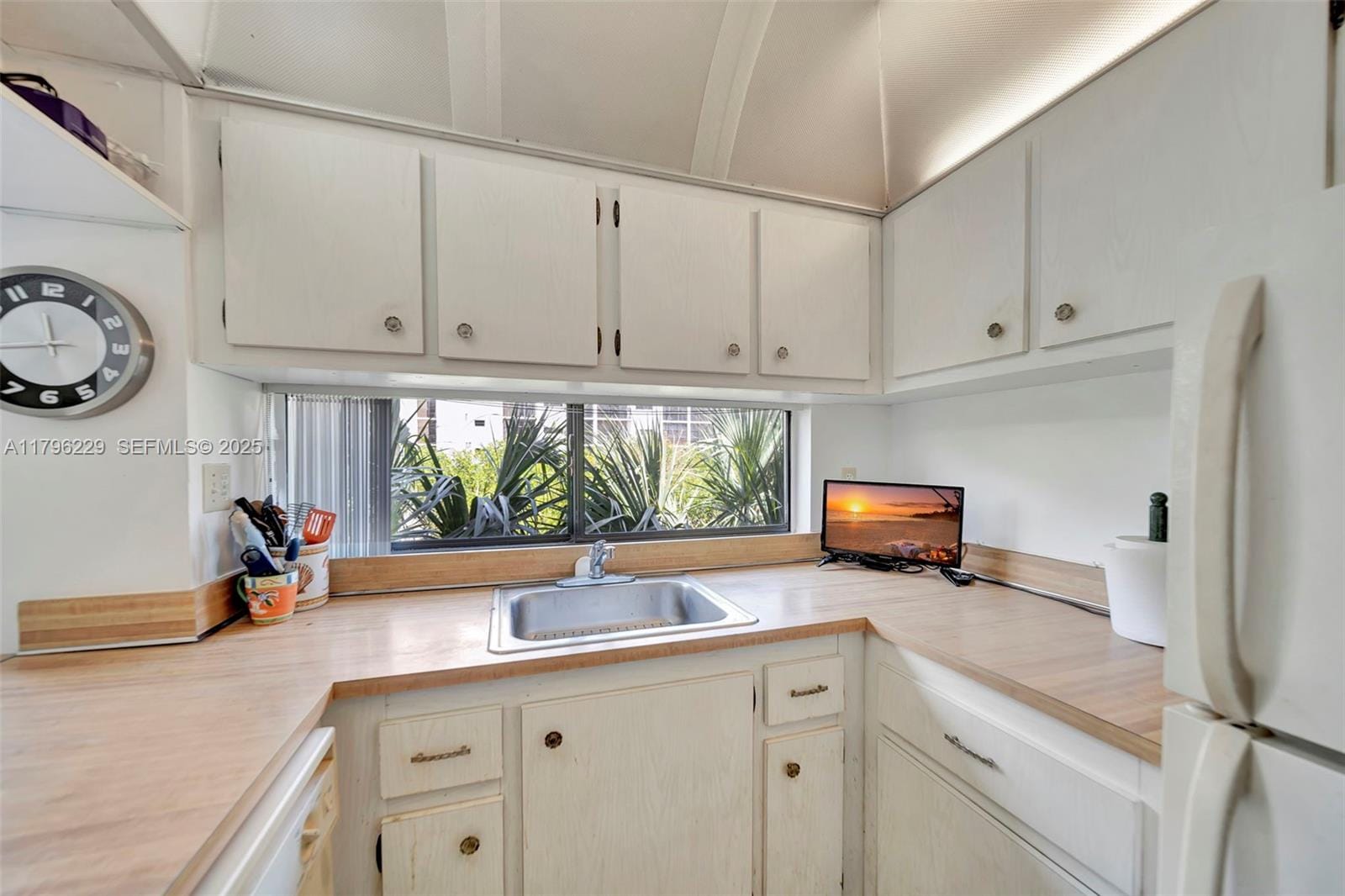 16909 N Bay Road 405, Sunny Isles Beach, FL 33160 photo 16