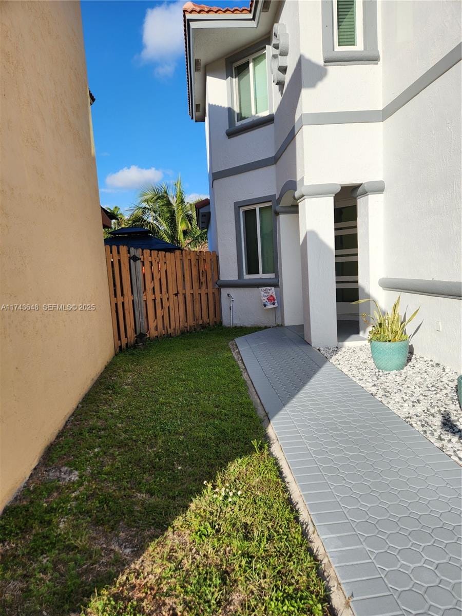 15585 SW 112th Way, Miami, FL 33196 photo 2