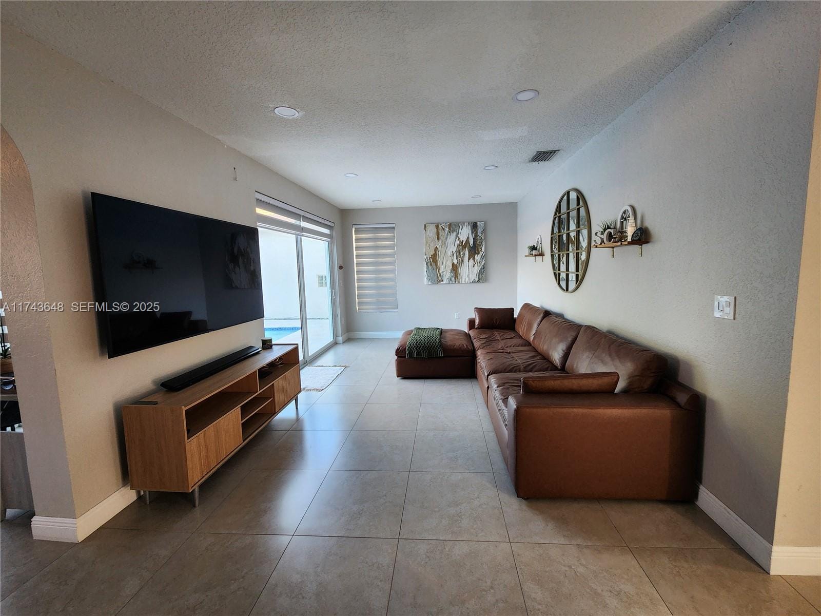 15585 SW 112th Way, Miami, FL 33196 photo 4