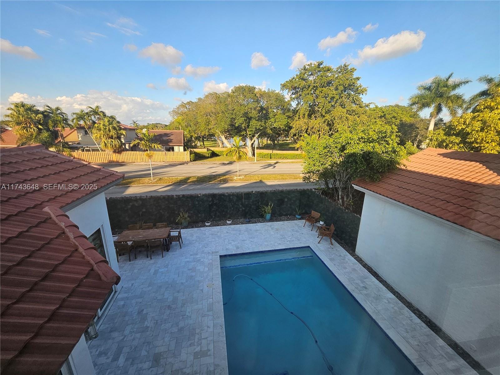 15585 SW 112th Way, Miami, FL 33196 photo 9