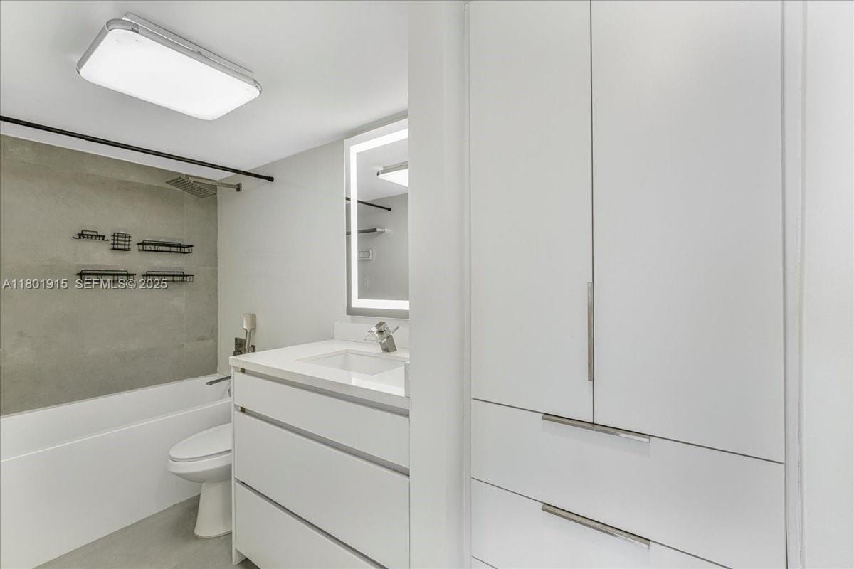 1865 79th Street 12G, North Bay Village, FL 33141 photo 13