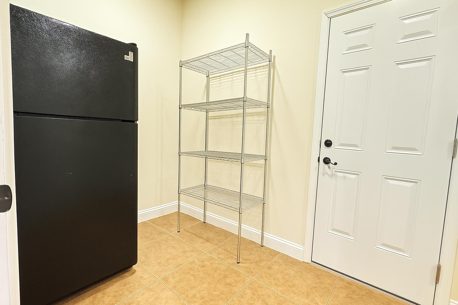 1285 Classic Court — photo 12