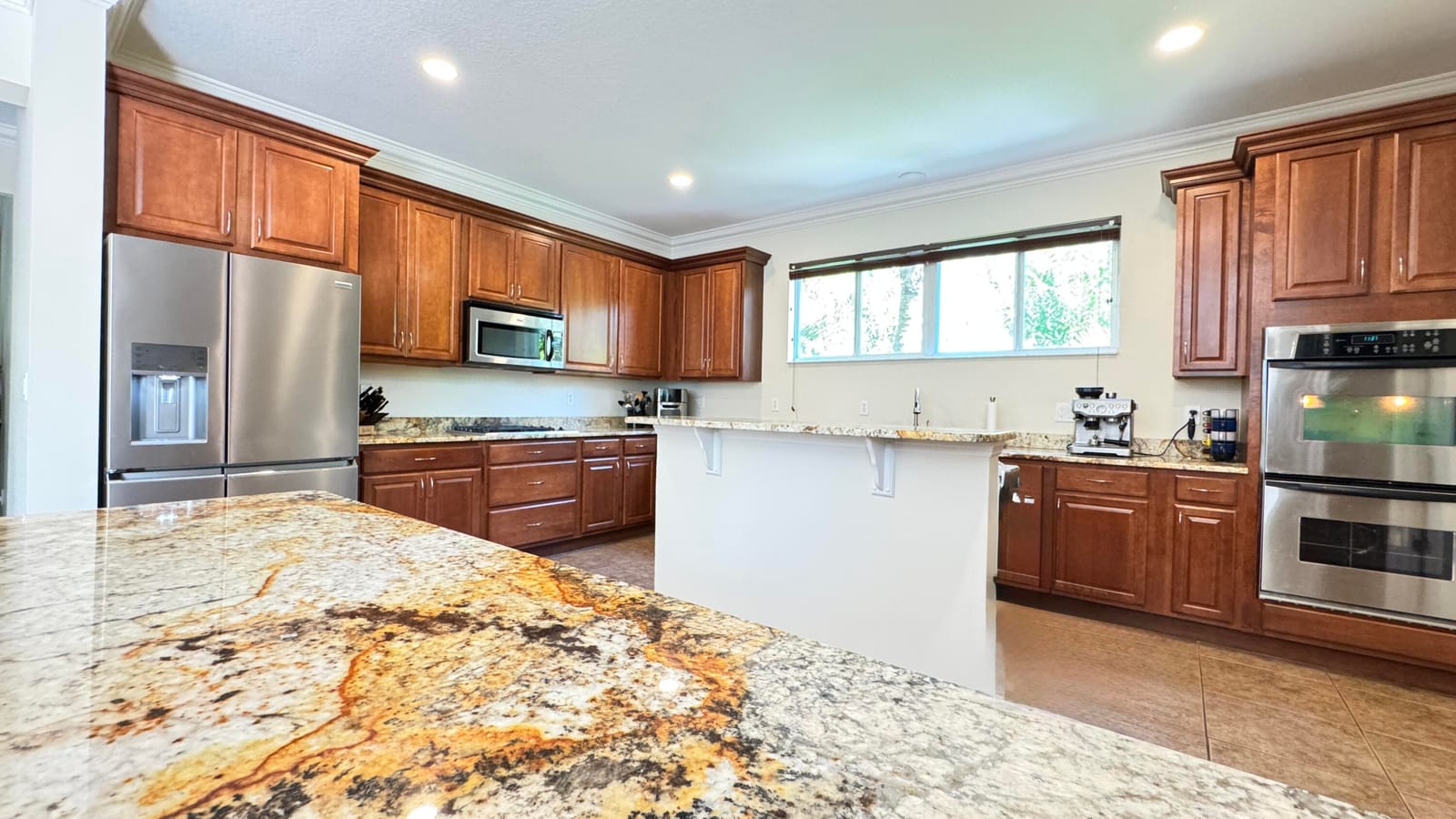 1285 Classic Court — photo 7