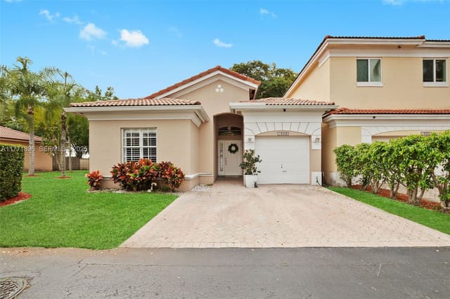 16328 SW 103rd Terrace, sold in Forest Lakes Country Gard, Miami, FL