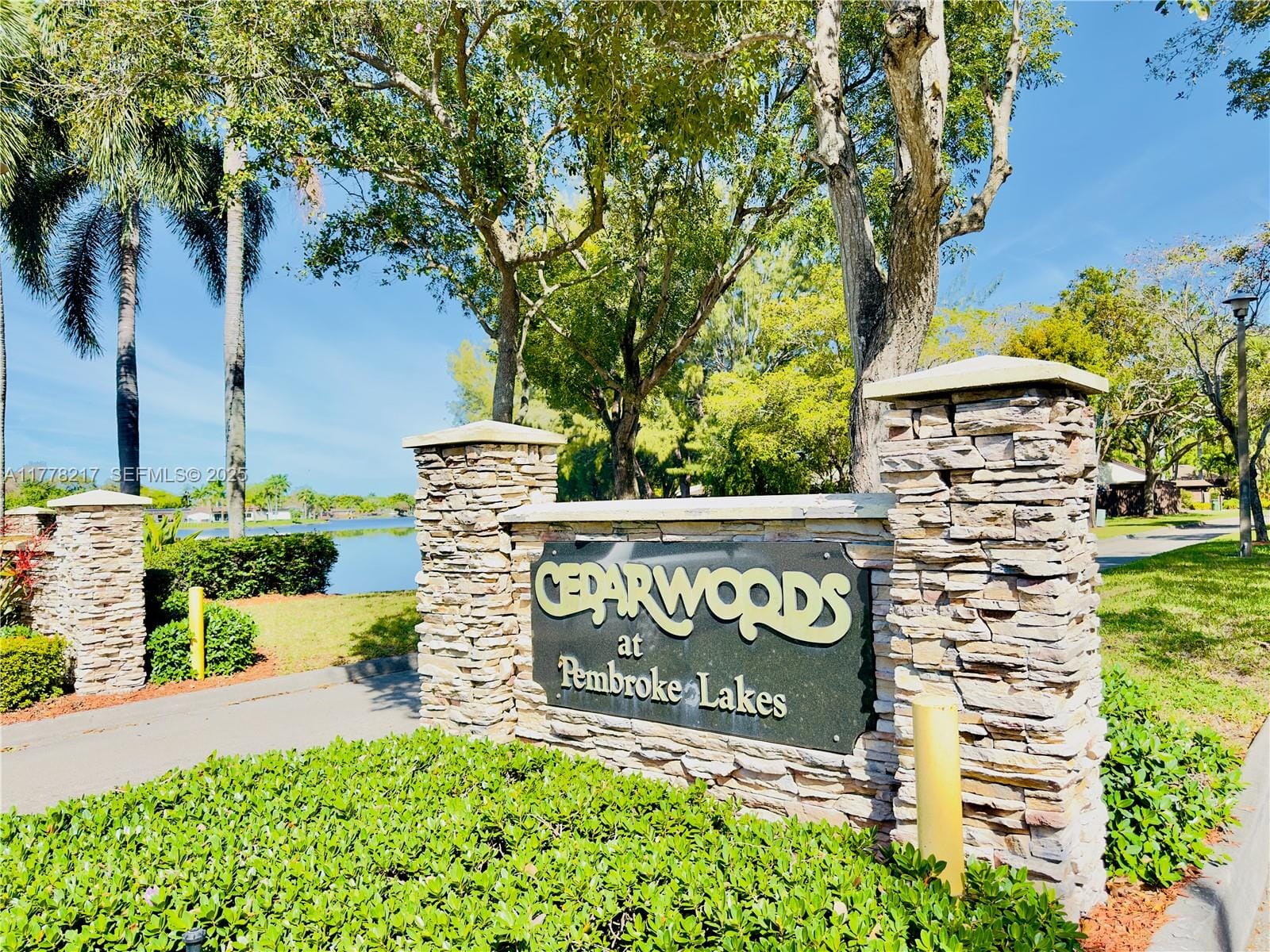 10211 Buttercup Court 10211, Pembroke Pines, FL 33026