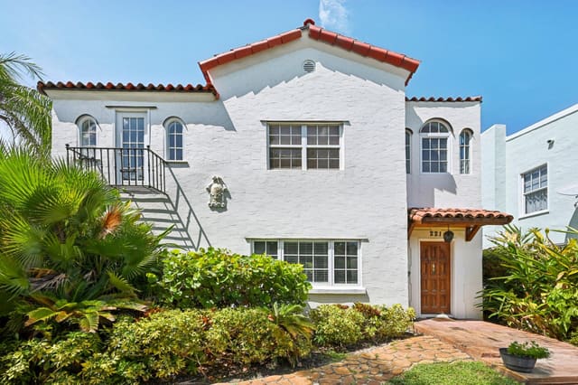 221 Greymon Drive, West Palm Beach, FL 33405