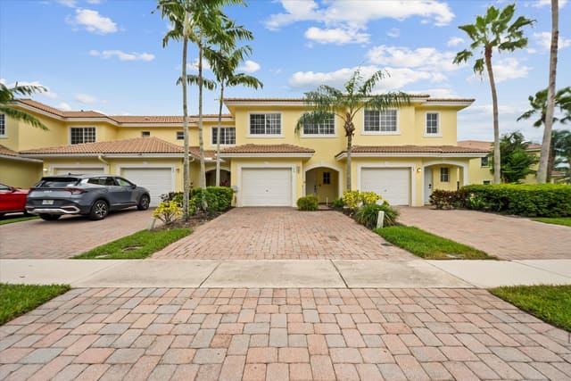 796 Imperial Lake Road, West Palm Beach, FL 33413