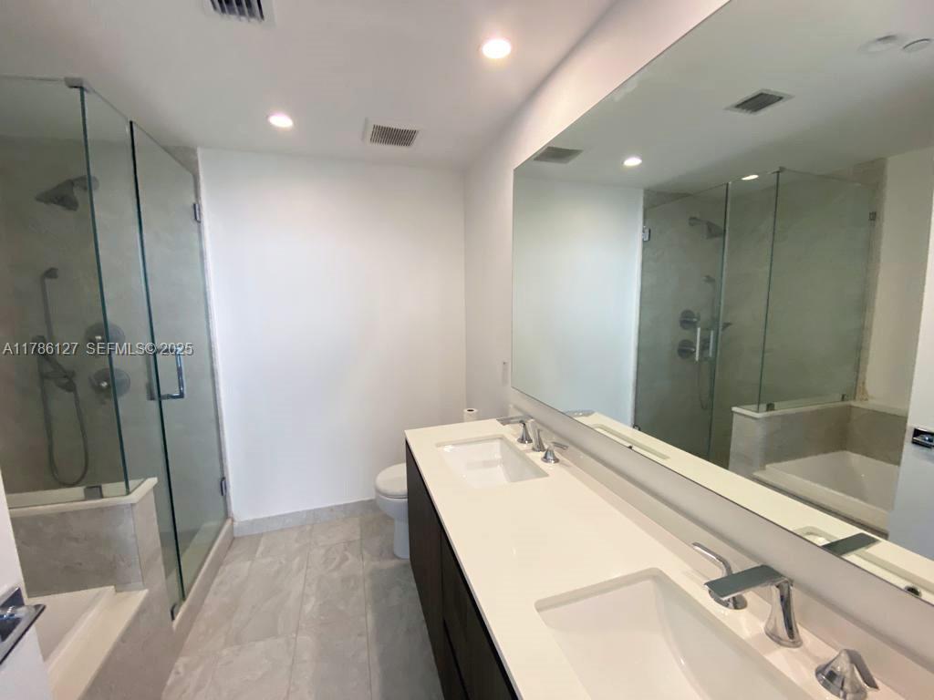 488 NE 18th Street 4905, Miami, FL 33132 photo 23