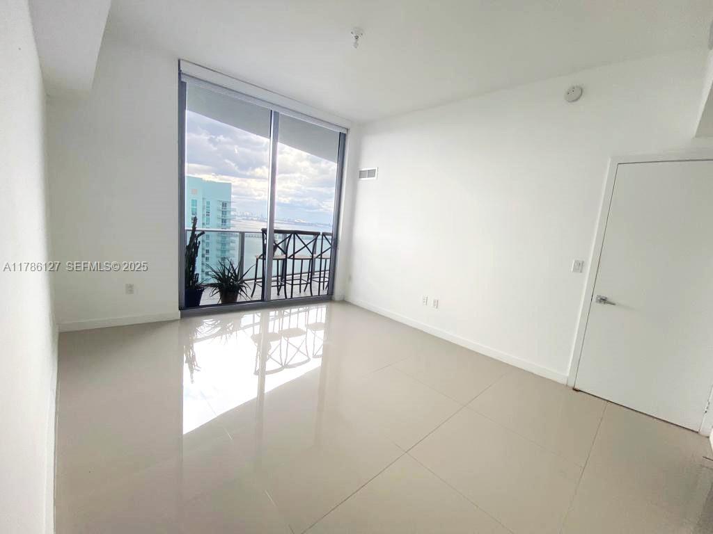488 NE 18th Street 4905, Miami, FL 33132 photo 10