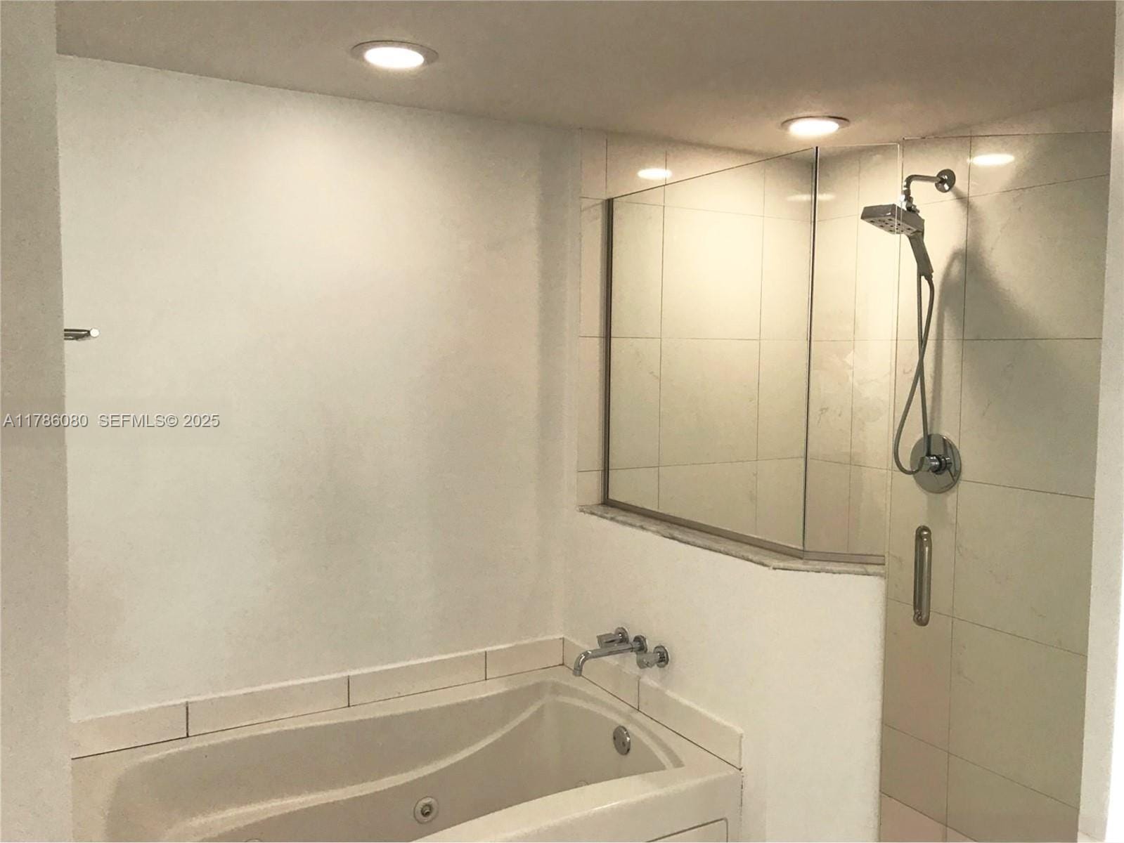 55 SE 6th Street 1610 — photo 7